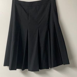 Black box pleat skirt